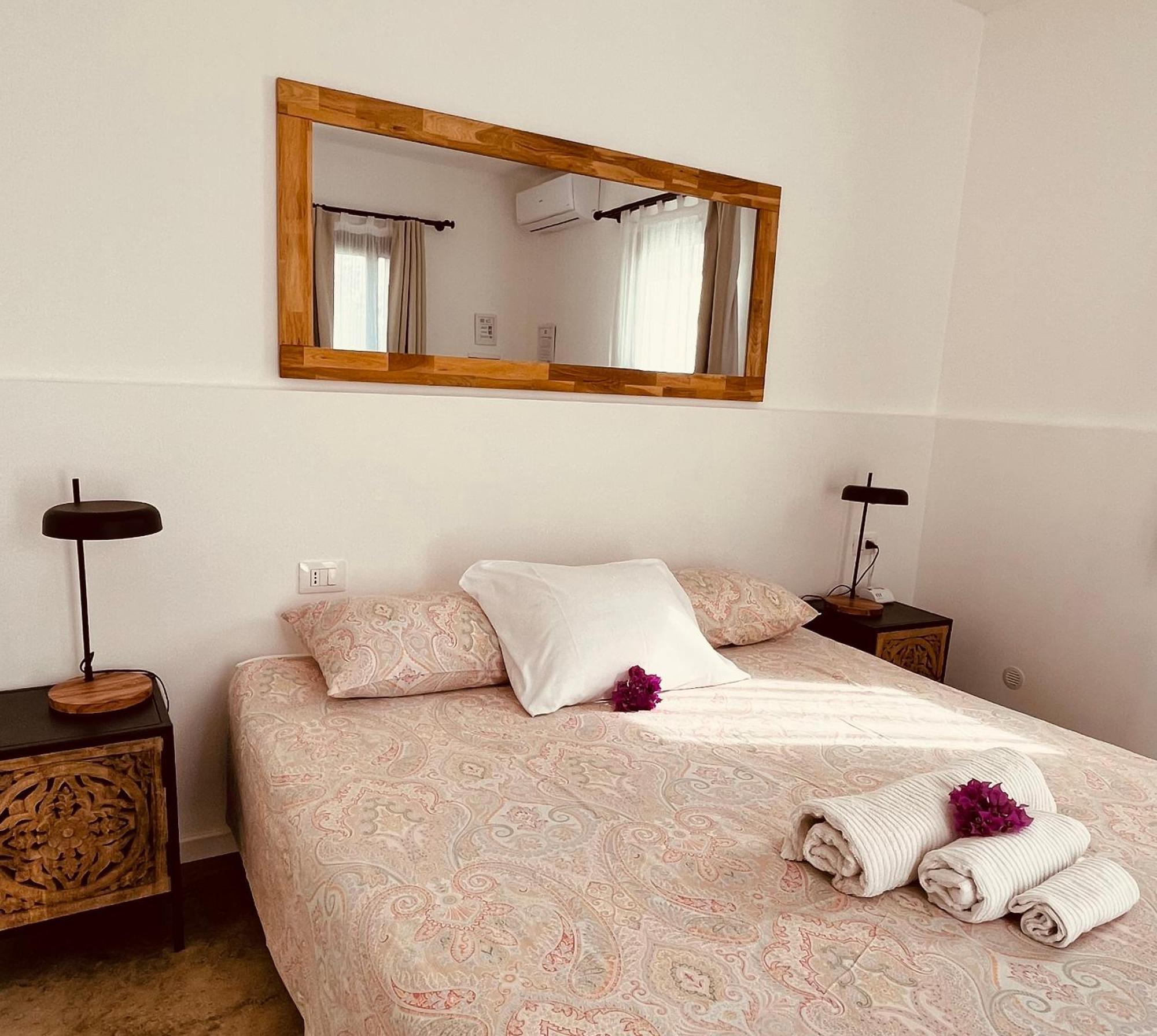 Mayana Sicily - The Suites Santa Maria Del Focallo Exterior photo